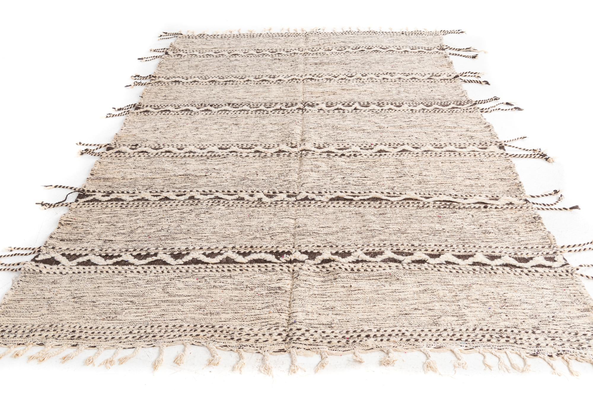 6' 4 x 9' 4 Hand Knotted Moroccan Wool Rug