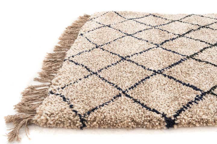 5' 3 x 8' Hand Knotted Moroccan Wool Rug