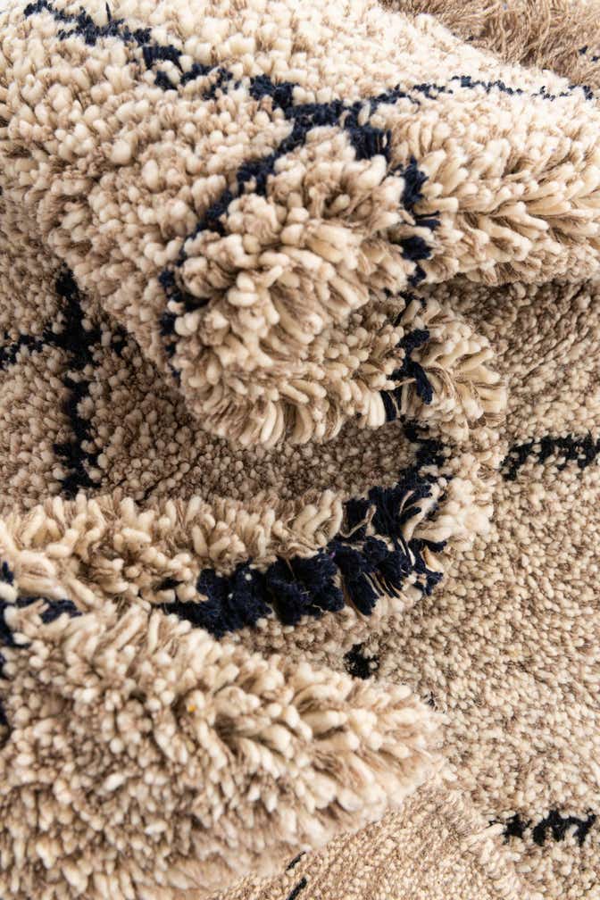5' 3 x 8' Hand Knotted Moroccan Wool Rug