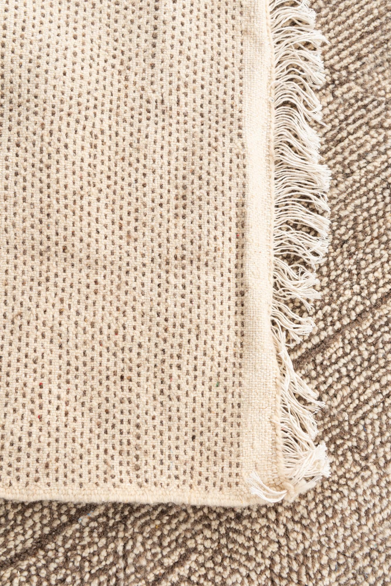 5' 2 x 7' 8 Hand Knotted Moroccan Wool Rug