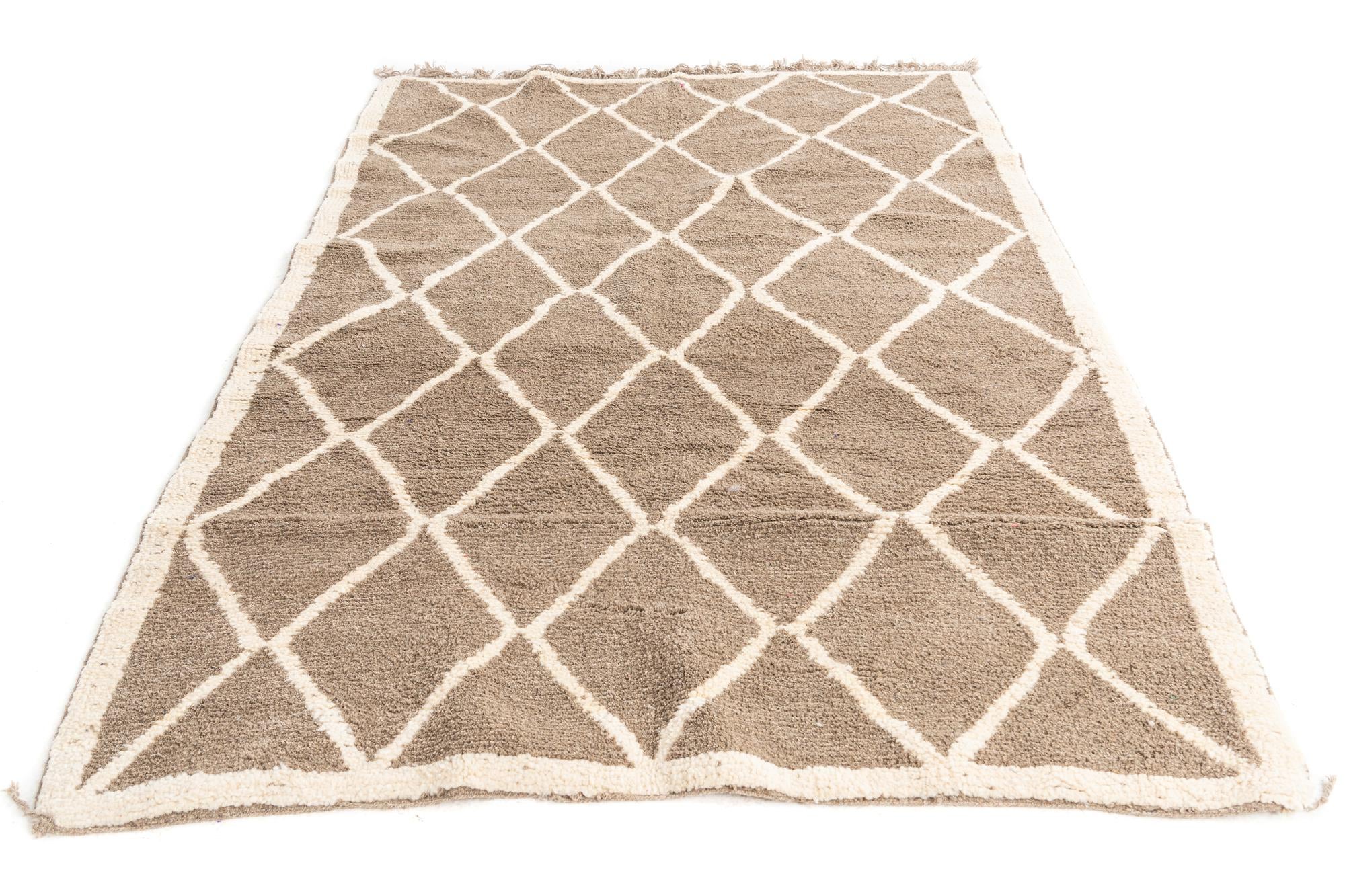 5' 9 x 8' 3 Hand Knotted Moroccan Wool Rug