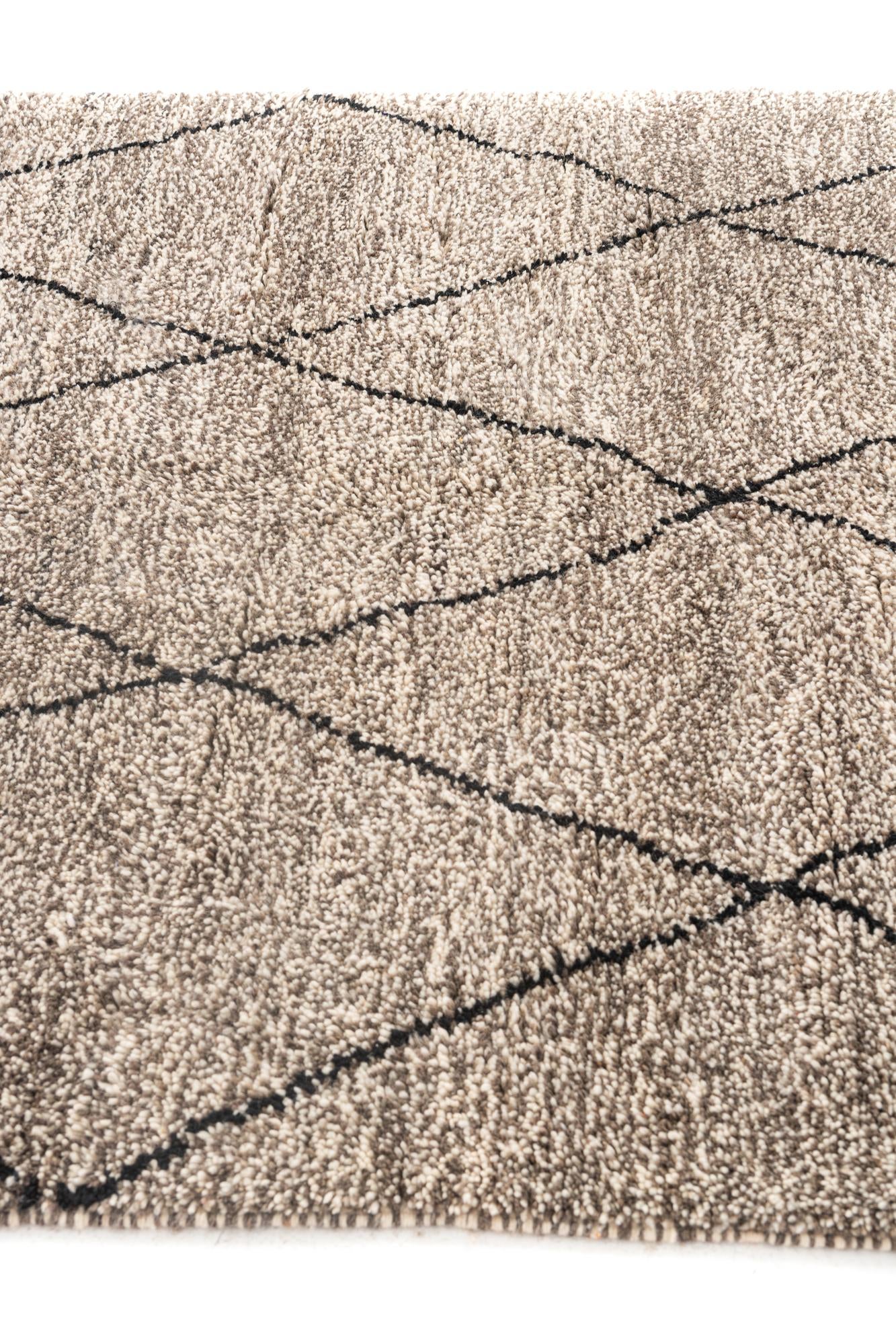 5' x 7' 8 Hand Knotted Moroccan Wool Rug