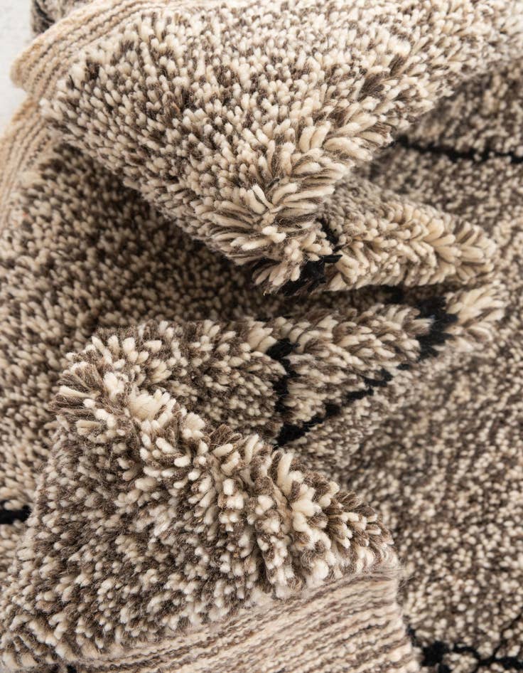 Detail image of 5' x 7' 8  Hand Knotted Moroccan Wool Rug