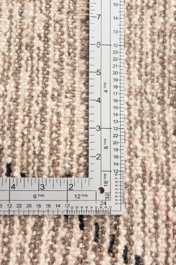 5' x 7' 8 Hand Knotted Moroccan Wool Rug