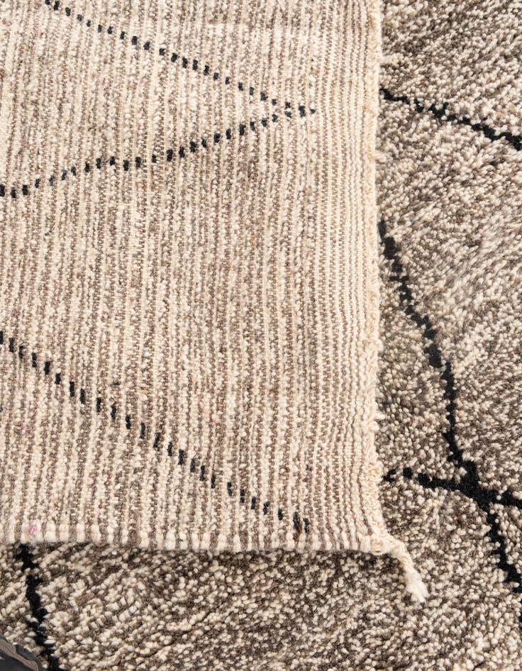 Detail image of 5' x 7' 8  Hand Knotted Moroccan Wool Rug