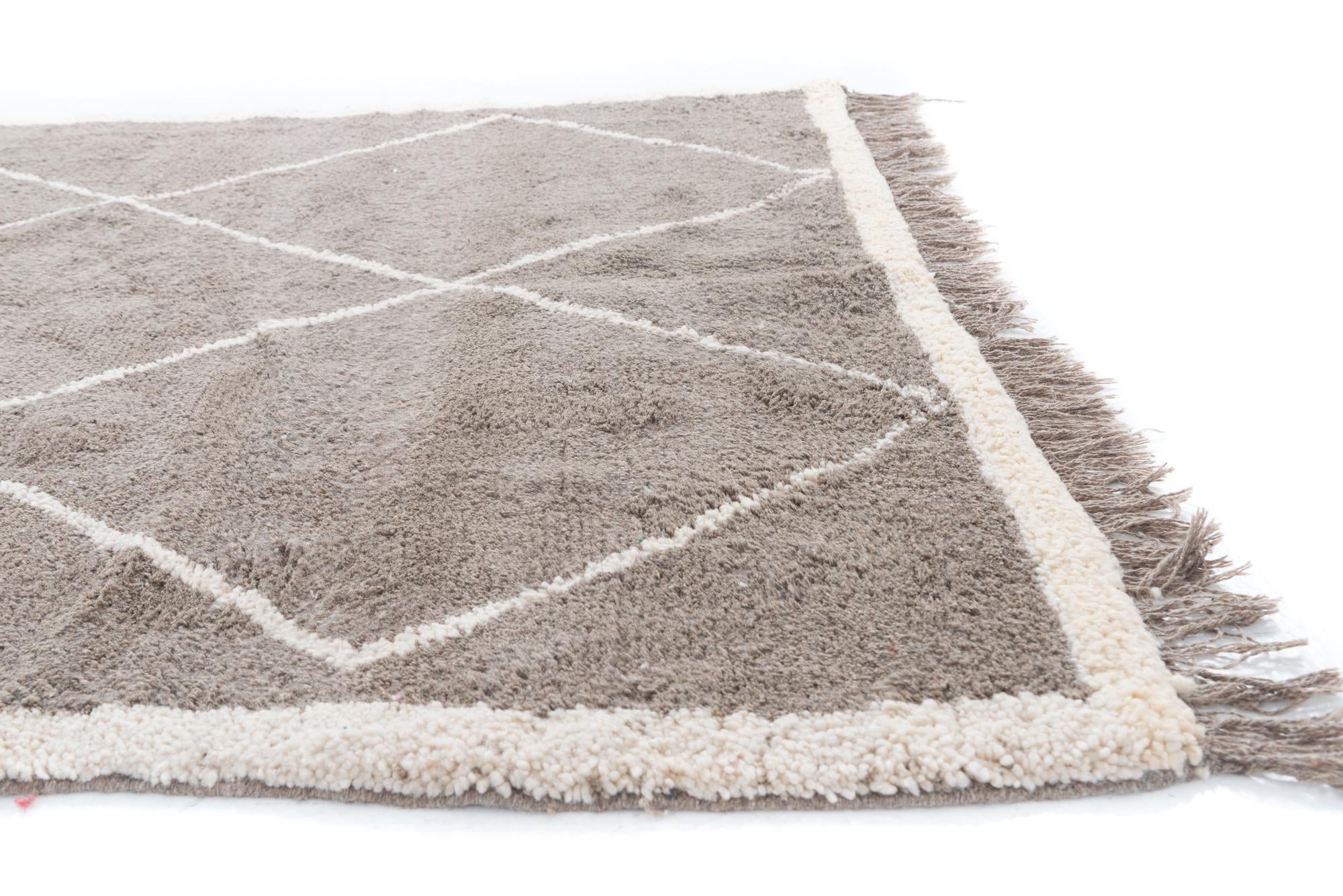 5' x 9' Hand Knotted Moroccan Wool Rug