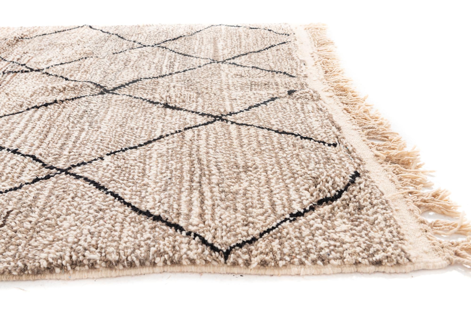 5' x 7' 10 Hand Knotted Moroccan Wool Rug