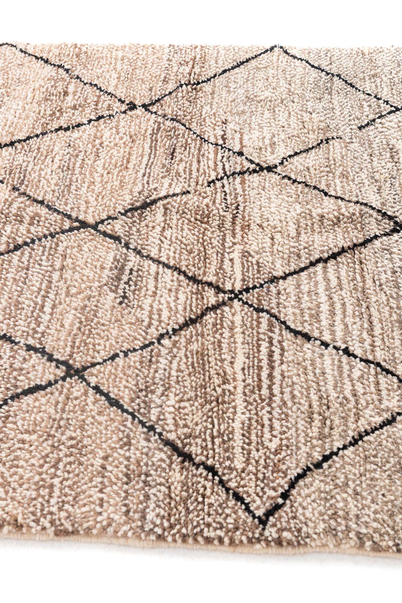 5' x 7' 10 Hand Knotted Moroccan Wool Rug