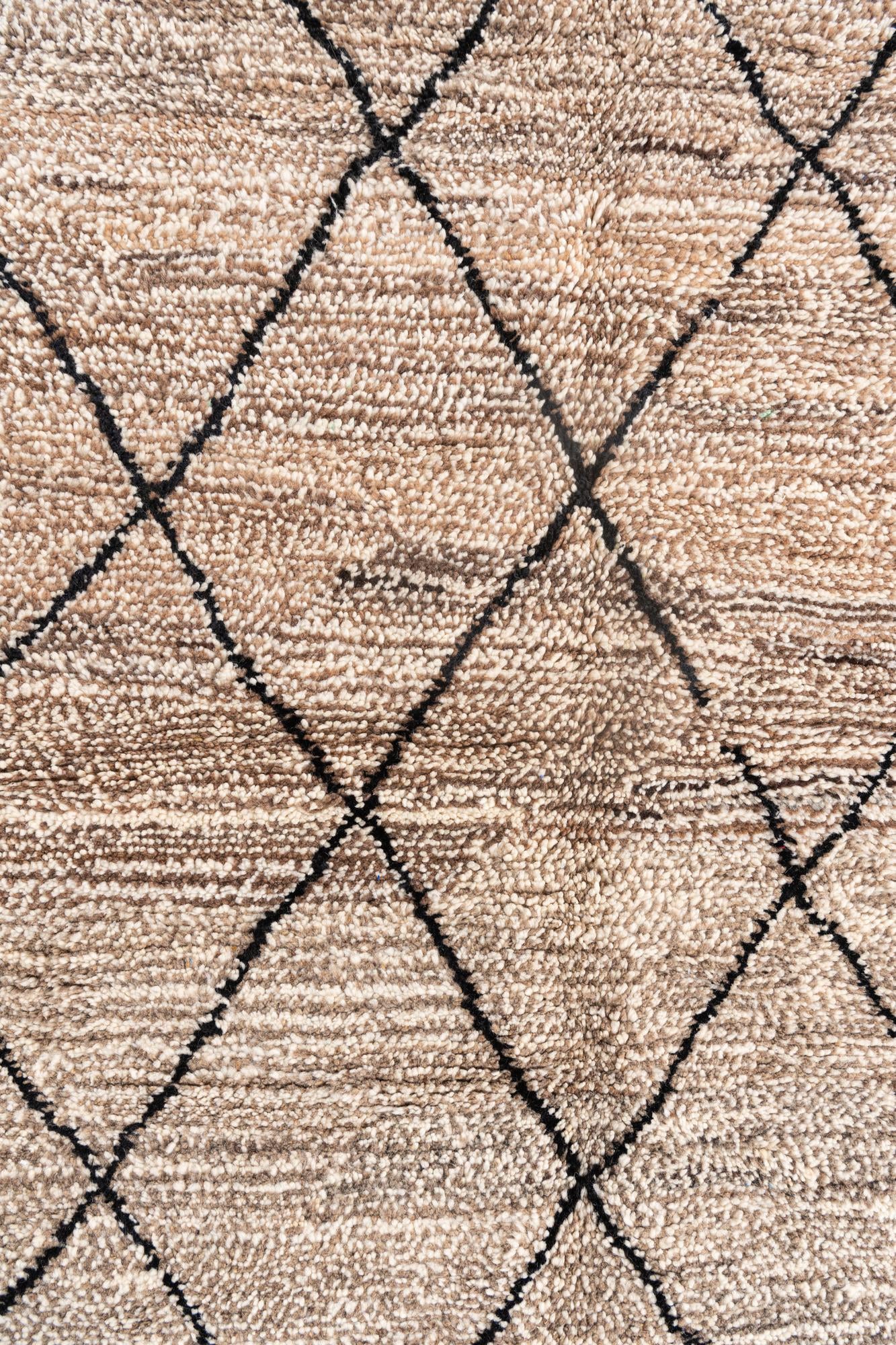 5' x 7' 10 Hand Knotted Moroccan Wool Rug