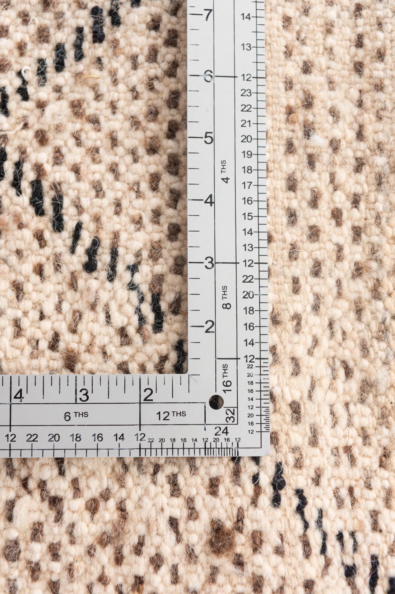 5' x 7' 10 Hand Knotted Moroccan Wool Rug