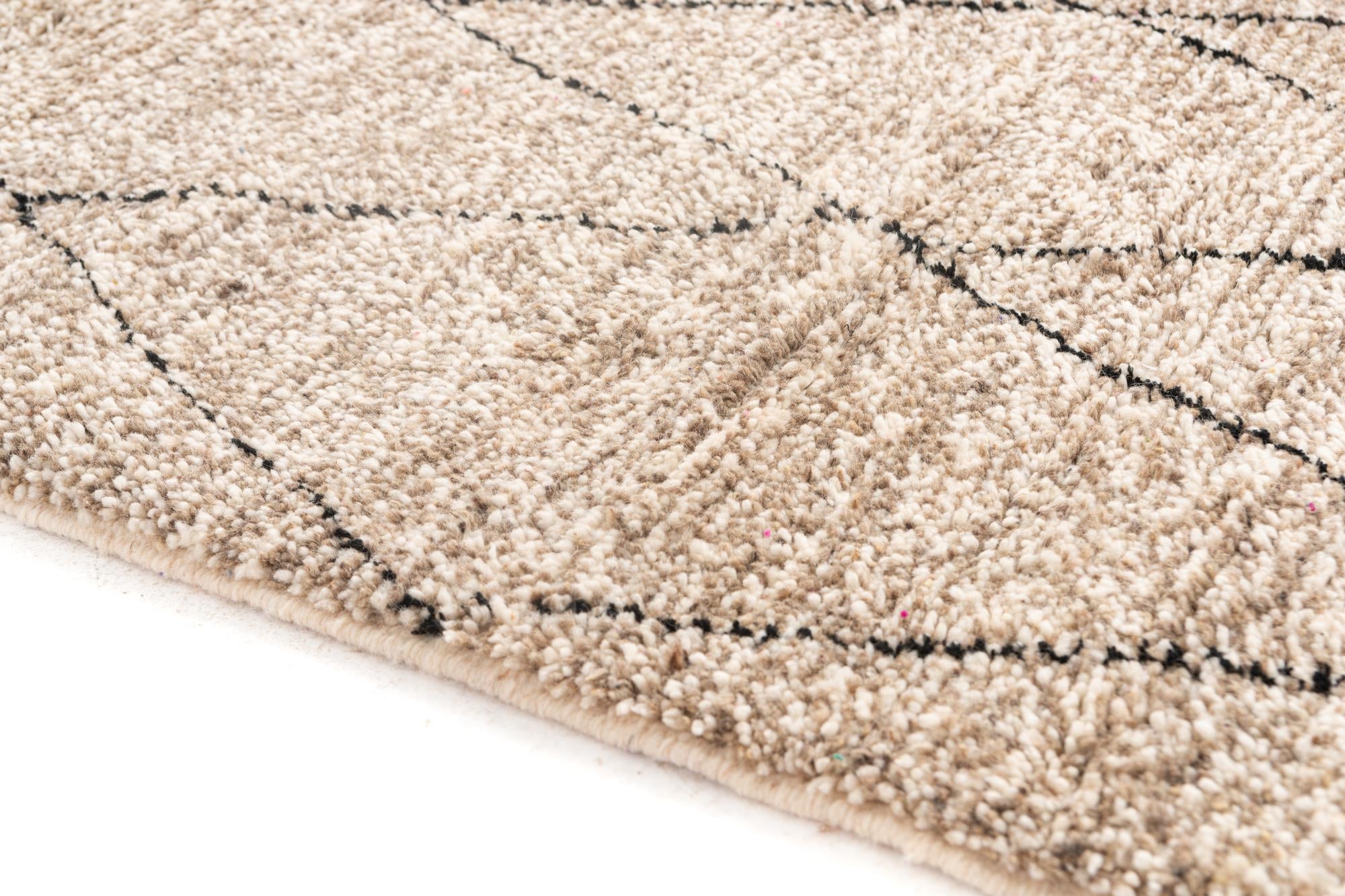 5' 3 x 6' 7 Hand Knotted Moroccan Wool Rug