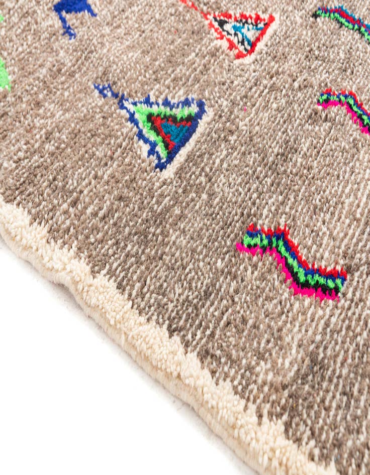 Detail image of 4' 7 x 7' 10  Hand Knotted Moroccan Wool Rug