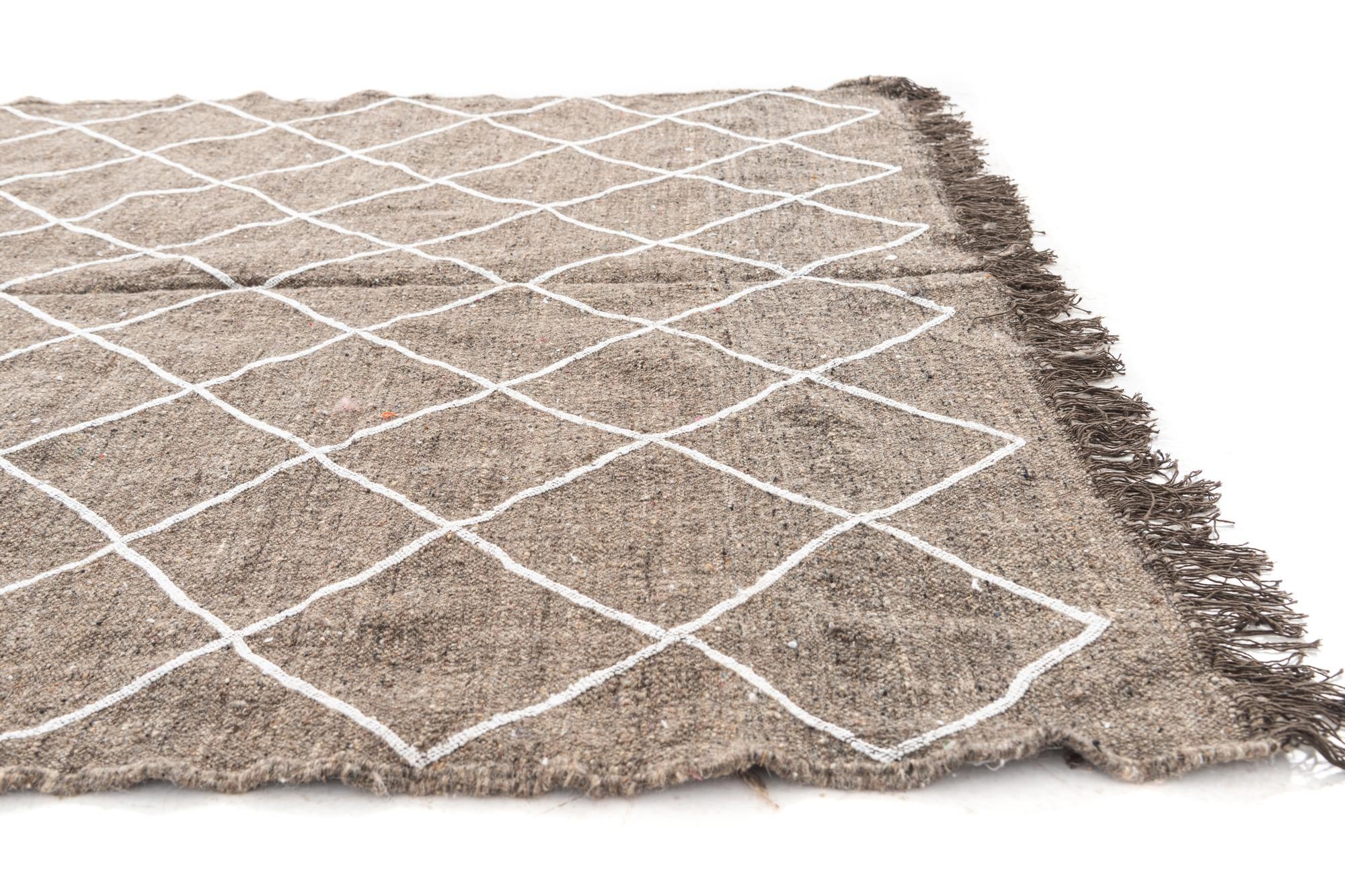 5' x 7' 8 Hand Knotted Moroccan Wool Rug