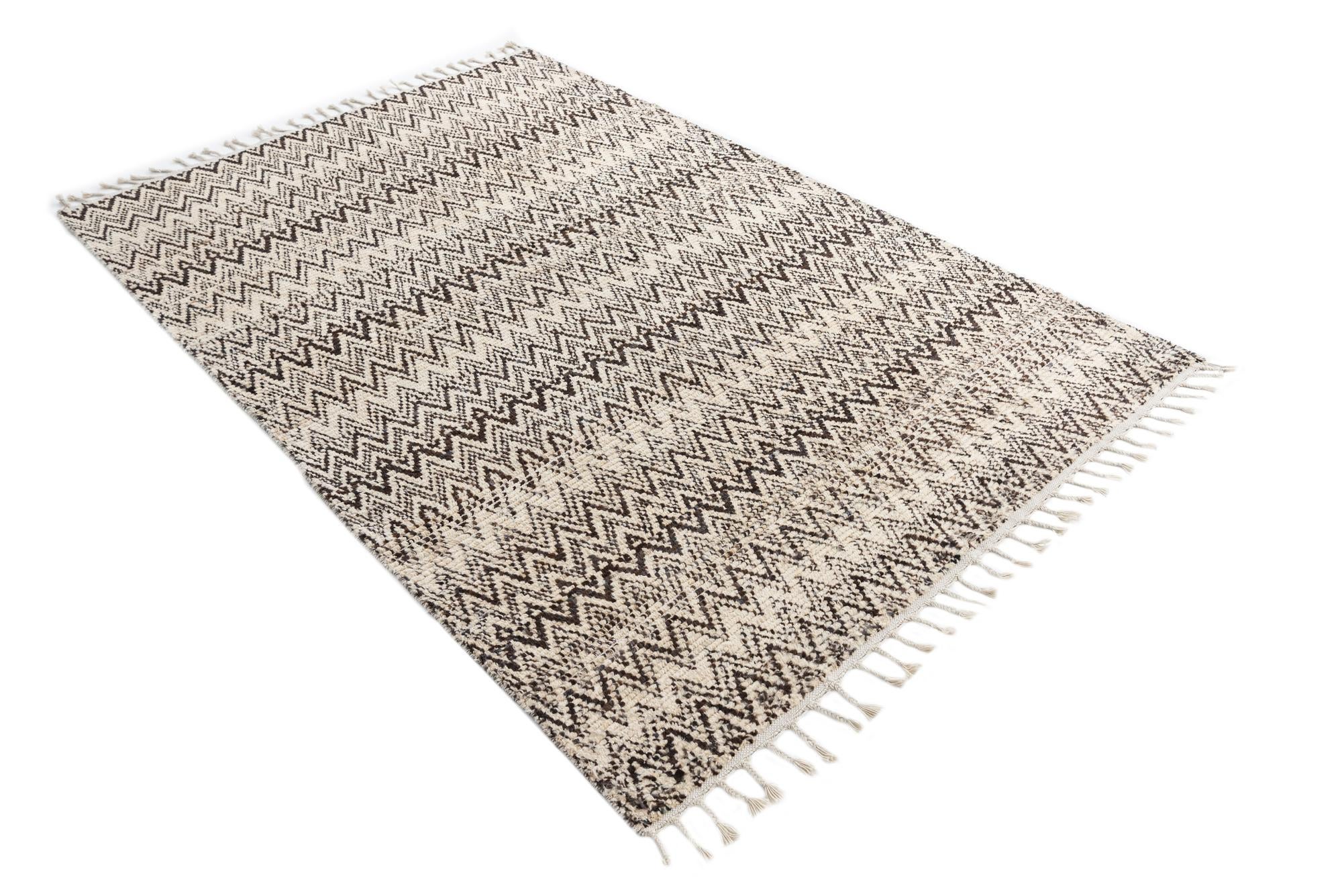 5' 3 x 8' 1 Hand Knotted Moroccan Wool Rug