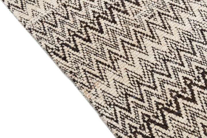 5' 3 x 8' 1 Hand Knotted Moroccan Wool Rug