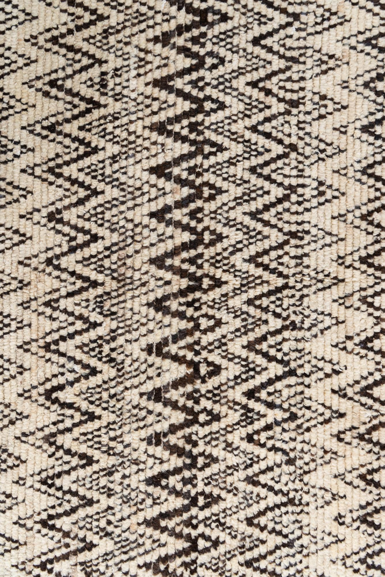 5' 3 x 8' 1 Hand Knotted Moroccan Wool Rug