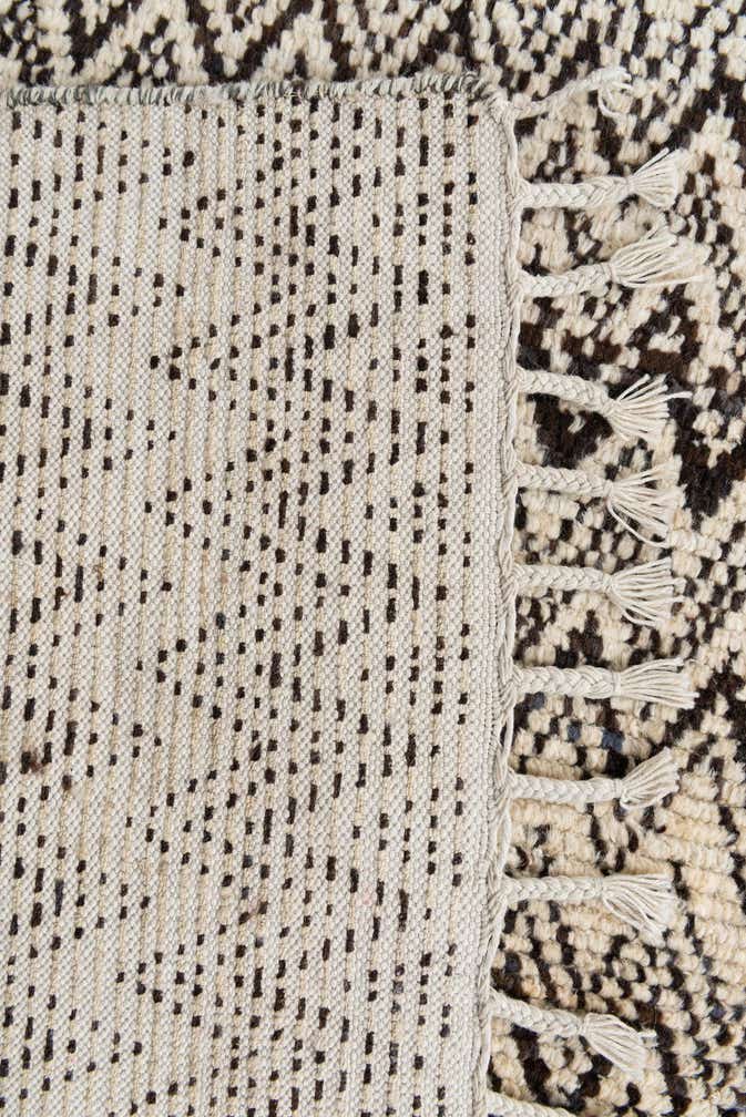 5' 3 x 8' 1 Hand Knotted Moroccan Wool Rug