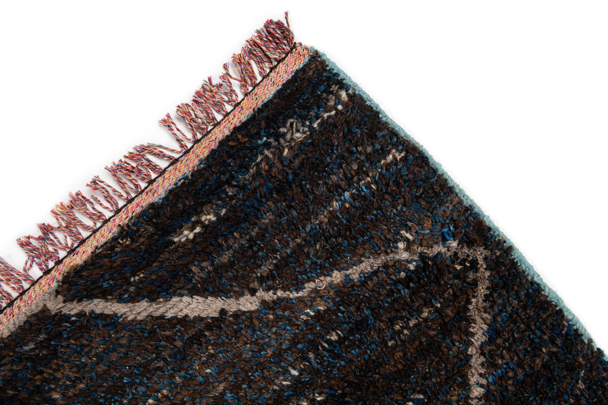 8' 1 x 10' Hand Knotted Moroccan Wool Rug