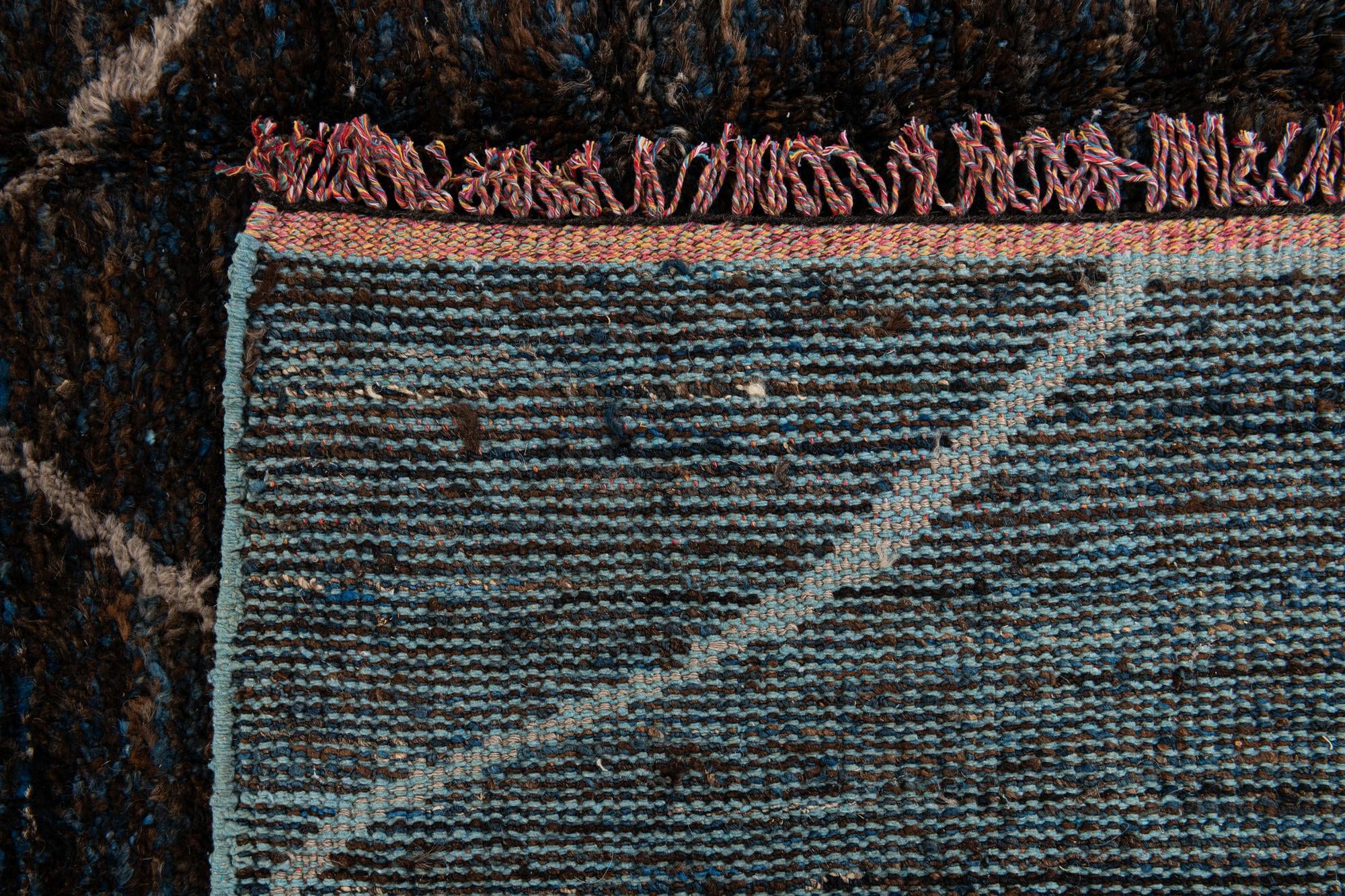 8' 1 x 10' Hand Knotted Moroccan Wool Rug