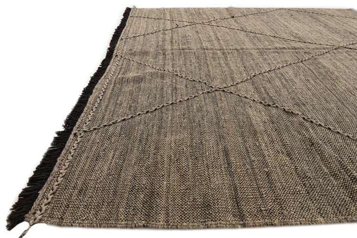 7' 1 x 9' 9 Hand Knotted Moroccan Wool Rug