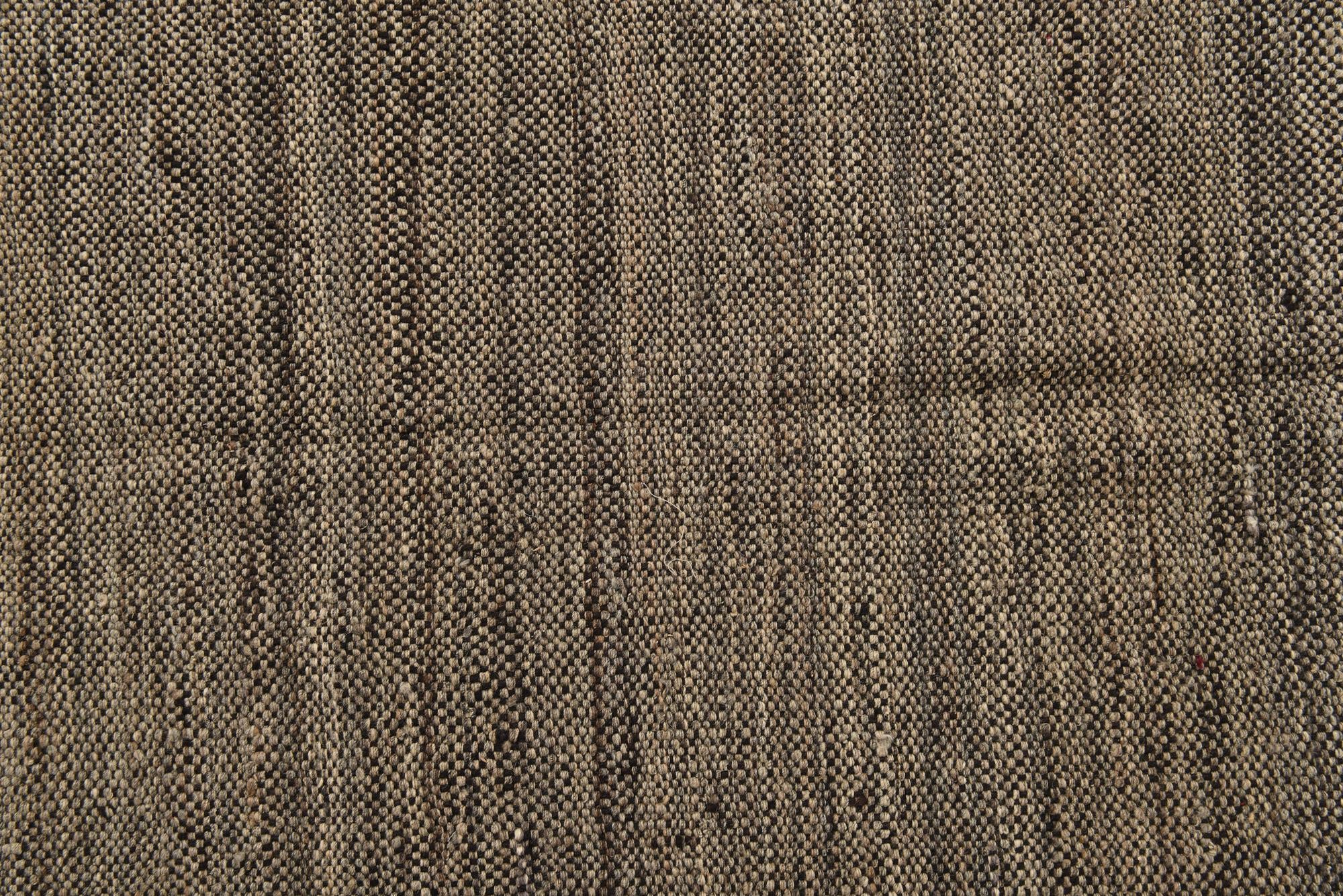7' 1 x 9' 9 Hand Knotted Moroccan Wool Rug