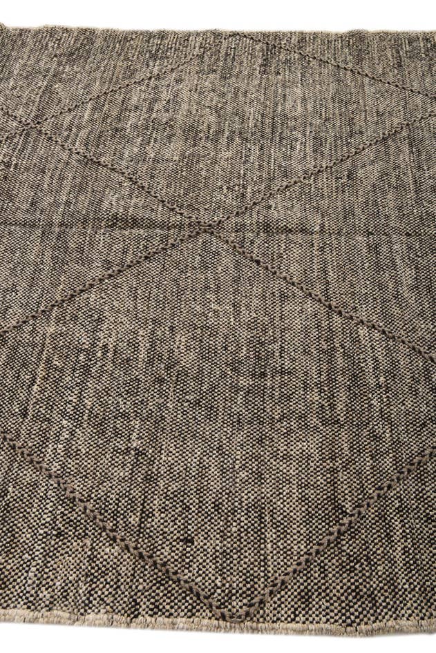 Detail image of 5' 10 x 7' 7 Hand Knotted Moroccan Wool Rug