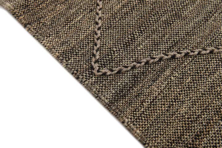 7' x 9' 8 Hand Knotted Moroccan Wool Rug