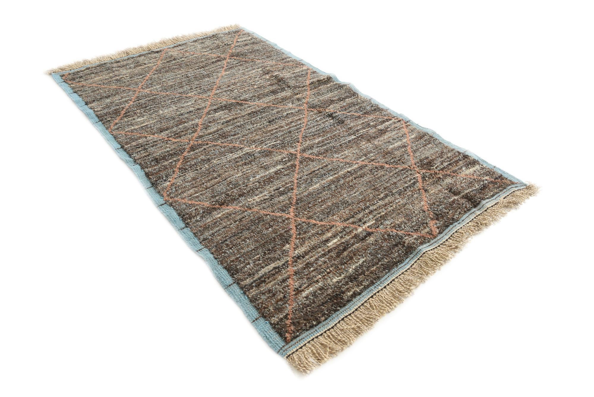 4' 10 x 8' 2 Hand Knotted Moroccan Wool Rug