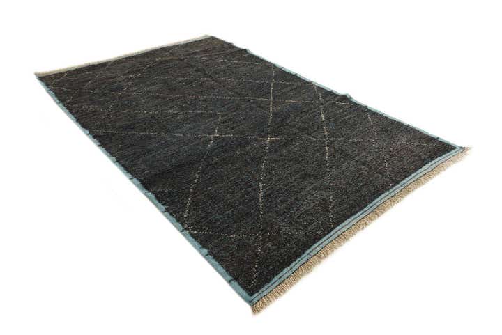 5' 10 x 8' 6 Hand Knotted Moroccan Wool Rug