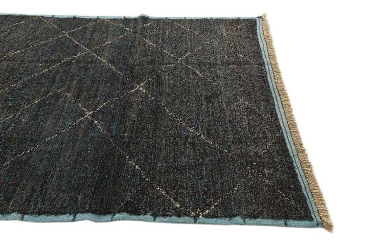 5' 10 x 8' 6 Hand Knotted Moroccan Wool Rug