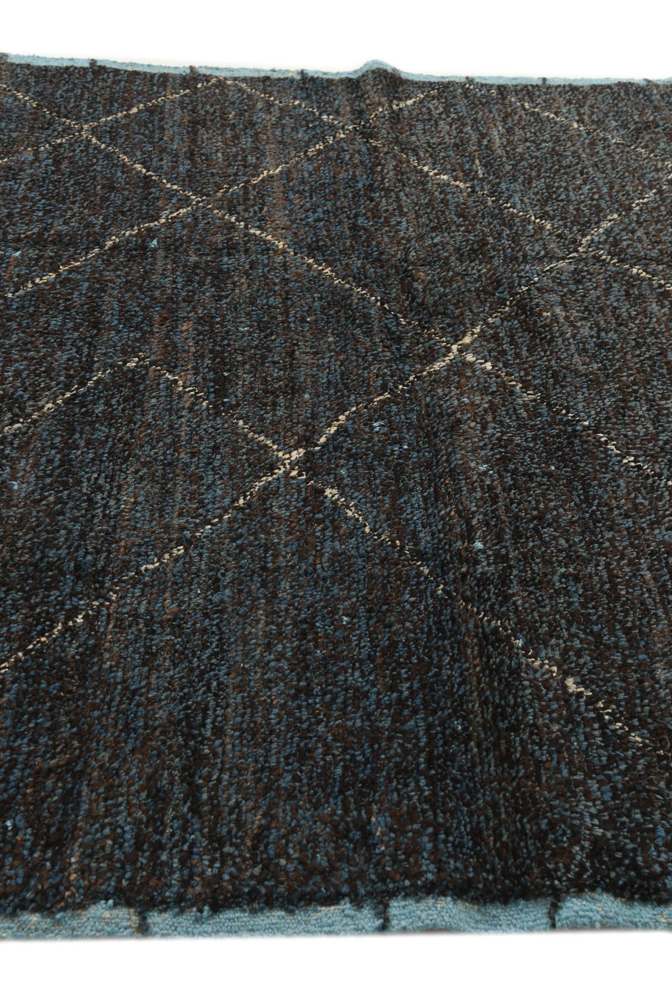 5' 10 x 8' 6 Hand Knotted Moroccan Wool Rug