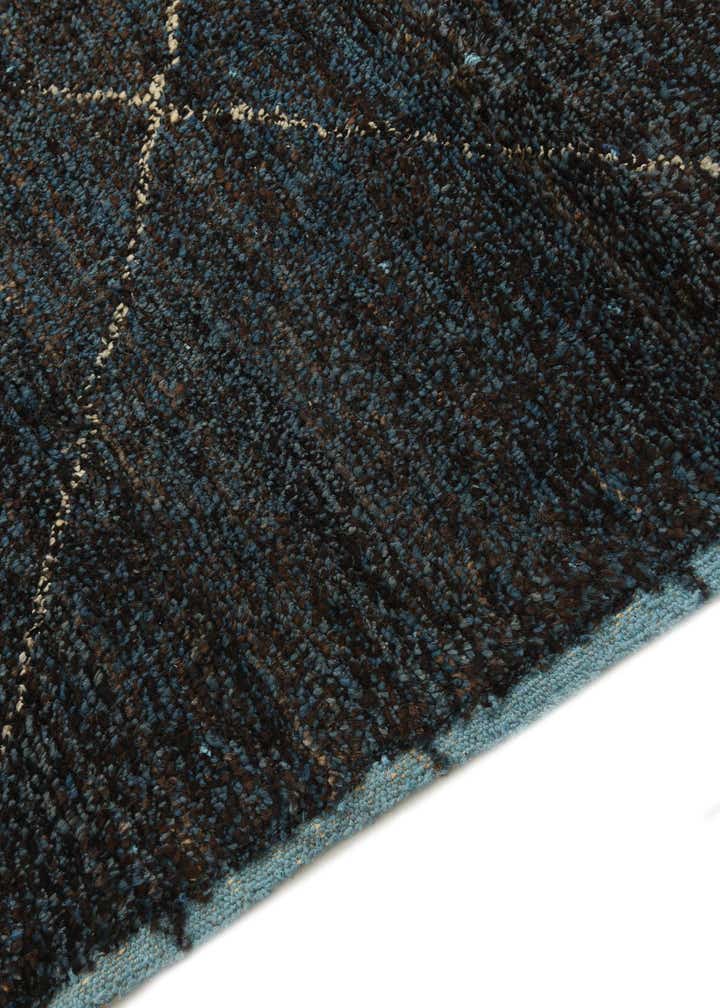 5' 10 x 8' 6 Hand Knotted Moroccan Wool Rug