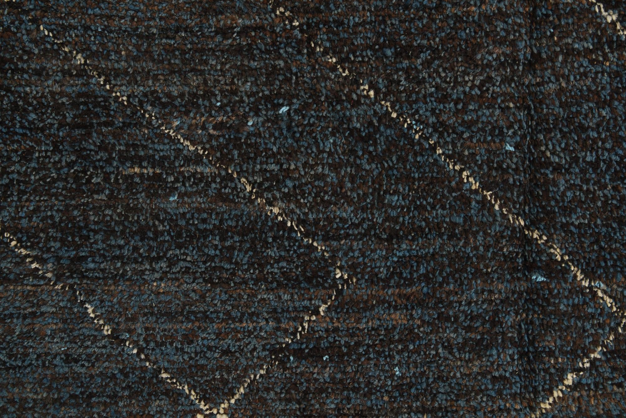 5' 10 x 8' 6 Hand Knotted Moroccan Wool Rug