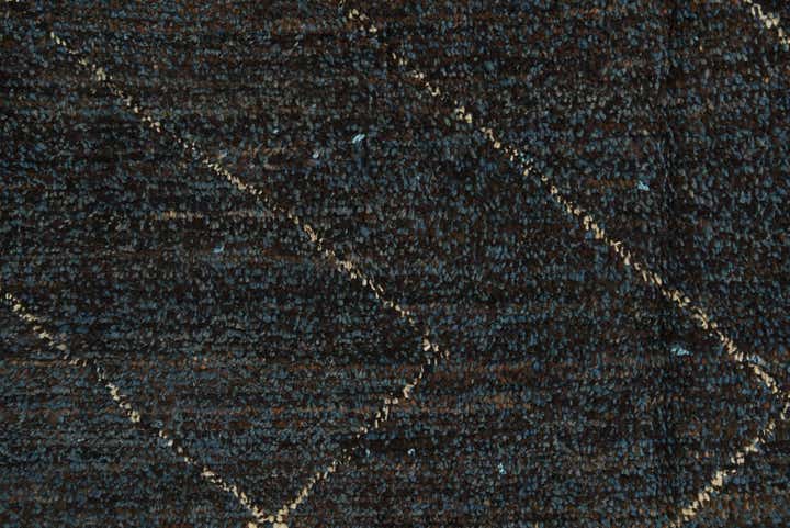 5' 10 x 8' 6 Hand Knotted Moroccan Wool Rug