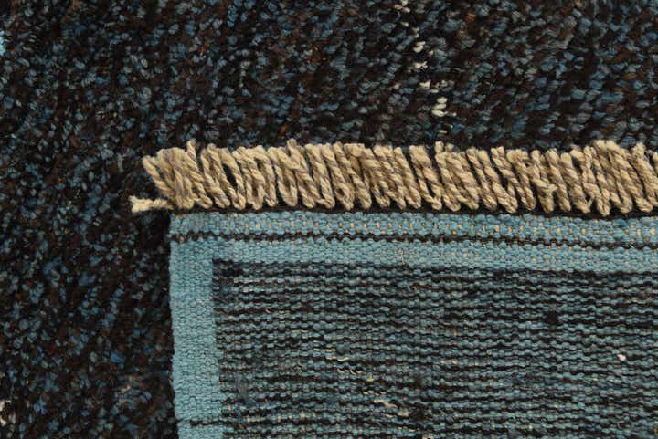 5' 10 x 8' 6 Hand Knotted Moroccan Wool Rug