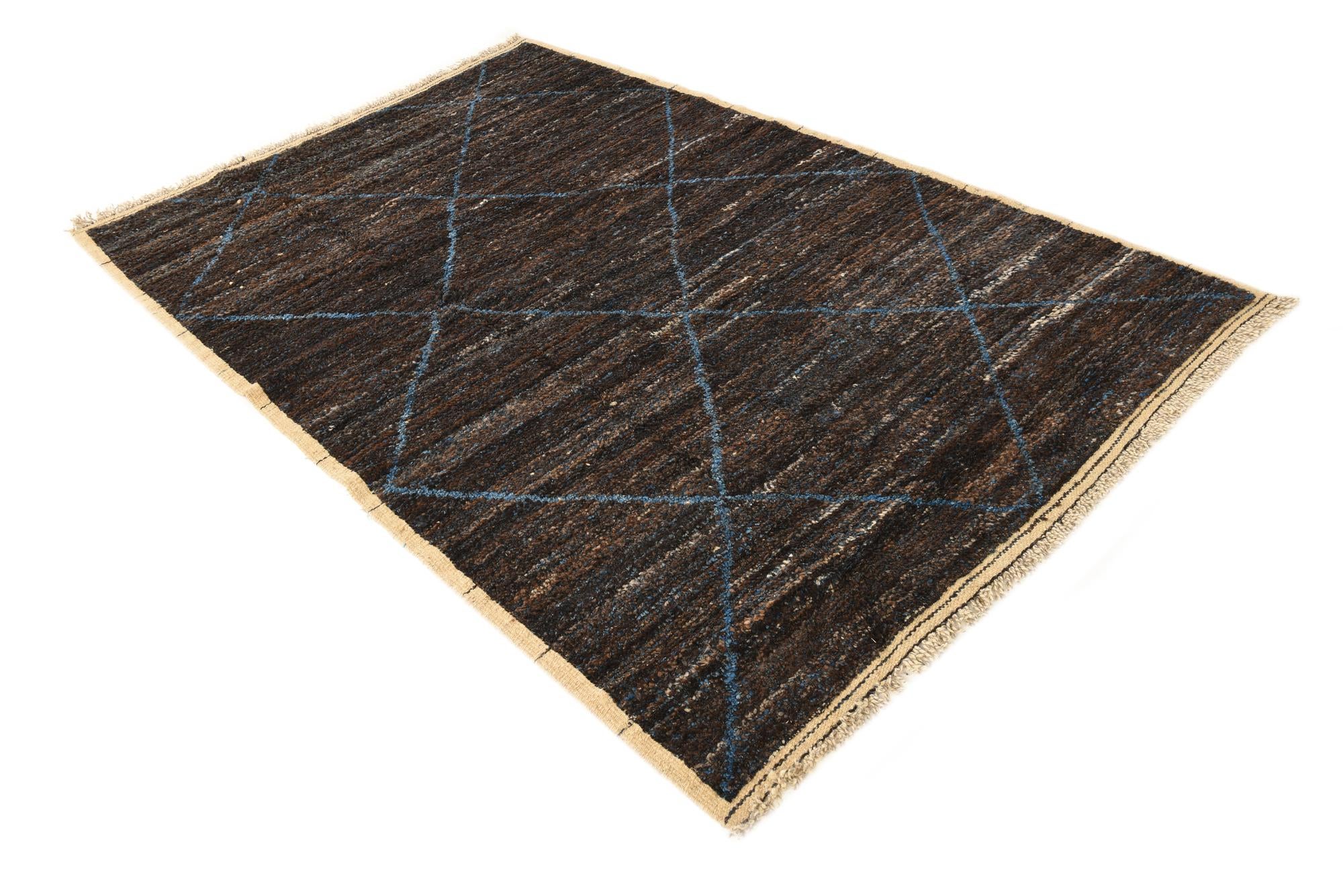 5' 4 x 8' 5 Hand Knotted Moroccan Wool Rug
