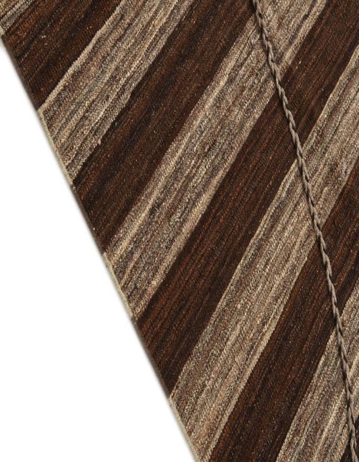 Detail image of 6' 5 x 9' 10  Hand Knotted Moroccan Wool Rug