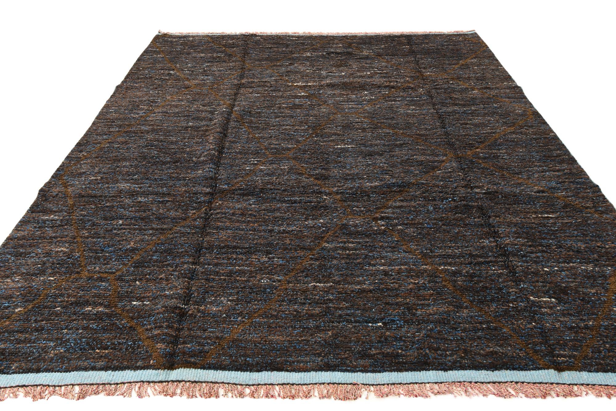 8' x 11' 1 Hand Knotted Moroccan Wool Rug