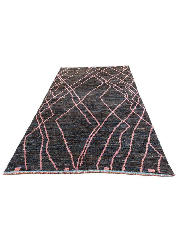 5' 8 x 9' Hand Knotted Moroccan Wool Rug