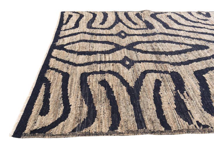 Detail image of 5' 7 x 8' 9 Hand Knotted Moroccan Wool Rug