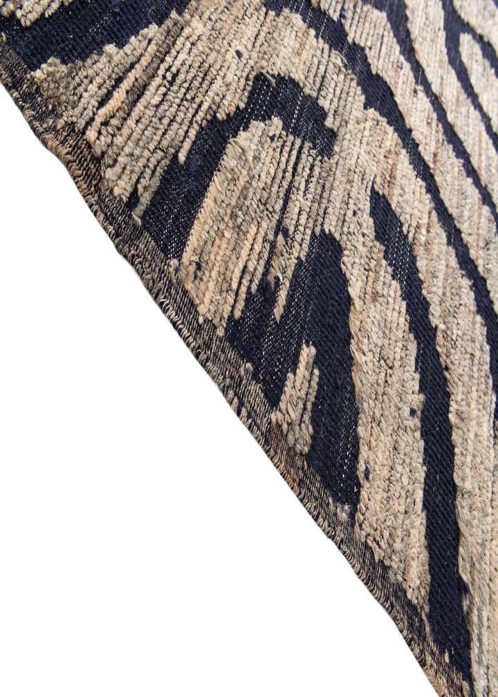 5' 7 x 8' 9 Hand Knotted Moroccan Wool Rug