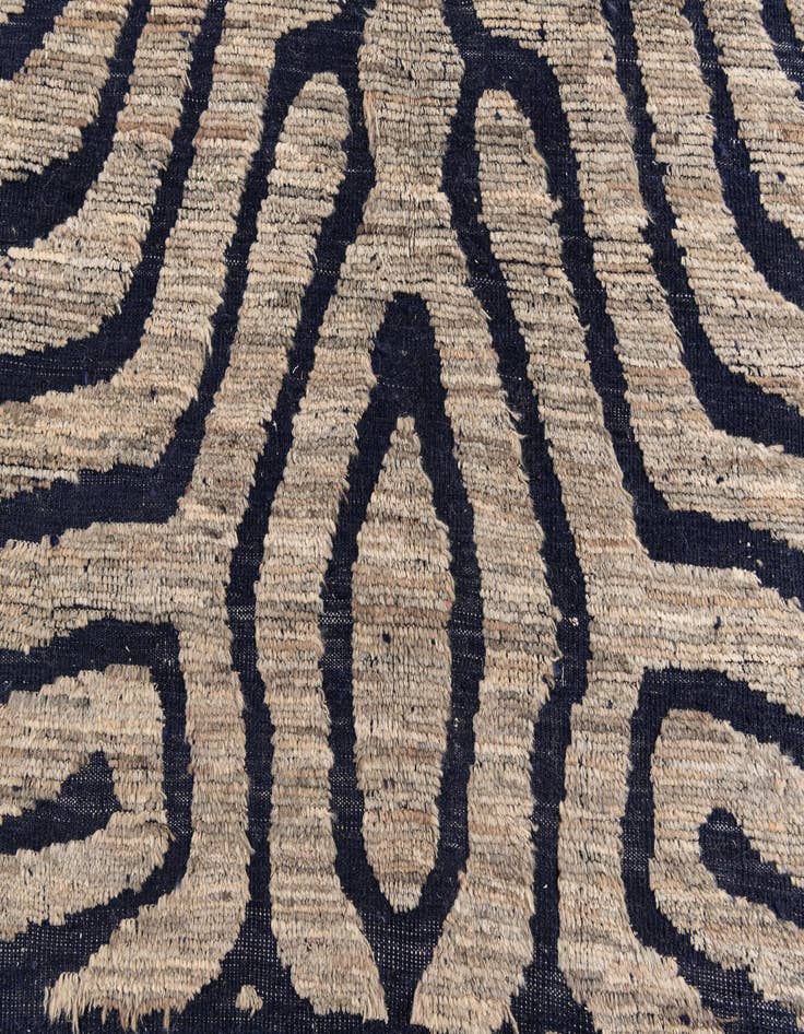 Detail image of 5' 7 x 8' 9 Hand Knotted Moroccan Wool Rug