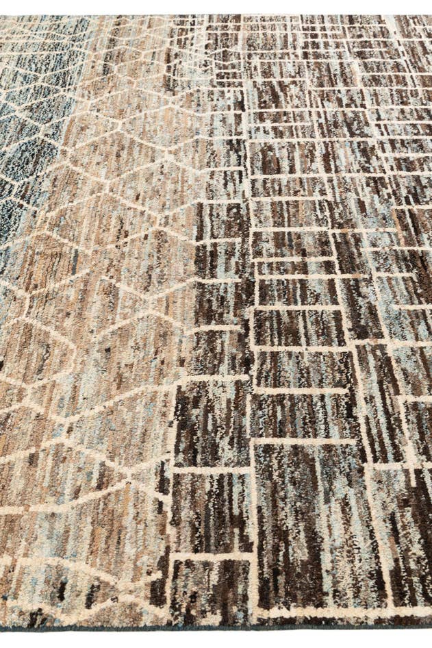 Detail image of 8' 6 x 9' 10 Hand Knotted Moroccan Wool Rug