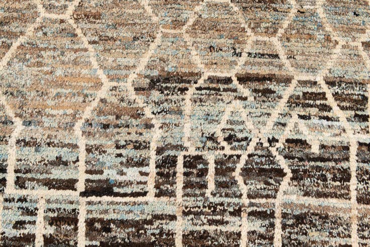 Detail image of 8' 6 x 9' 10 Hand Knotted Moroccan Wool Rug