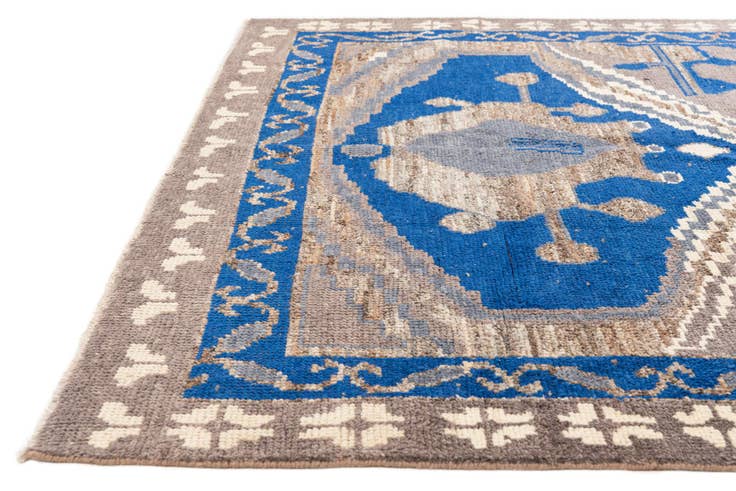 Detail image of 8' 3 x 10' 2 Hand Knotted Moroccan Wool Rug