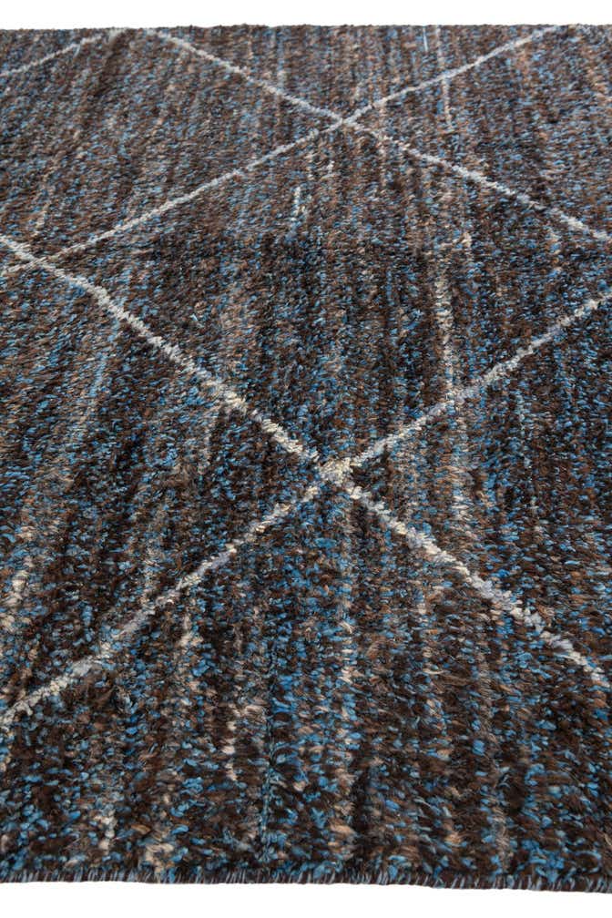 5' 10 x 9' 4 Hand Knotted Moroccan Wool Rug