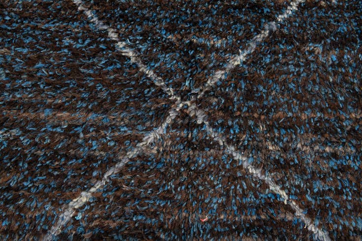 Detail image of 5' 10 x 9' 4 Hand Knotted Moroccan Wool Rug