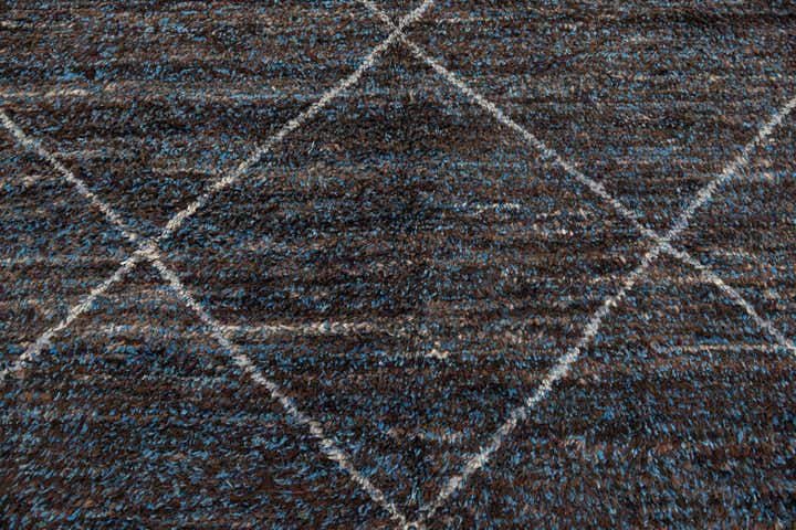 5' 10 x 9' 4 Hand Knotted Moroccan Wool Rug