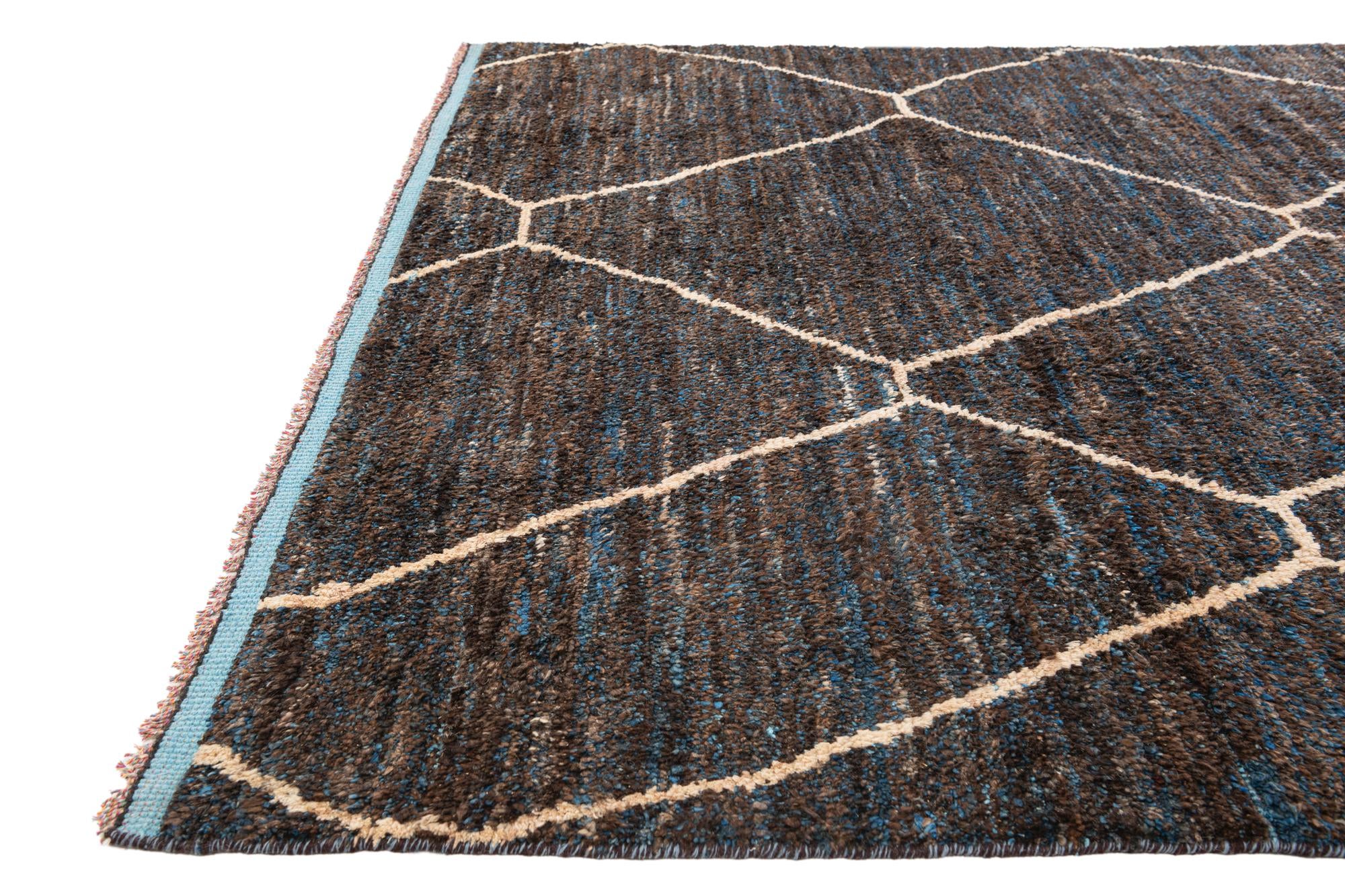 7' 7 x 10' 5 Hand Knotted Moroccan Wool Rug