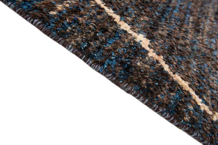 7' 7 x 10' 5 Hand Knotted Moroccan Wool Rug